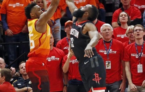 窗口期体能课后，纽约尼克斯完成体检备战NBA总决赛，媒体盛赞，临场指挥获称赞-九游体育官网