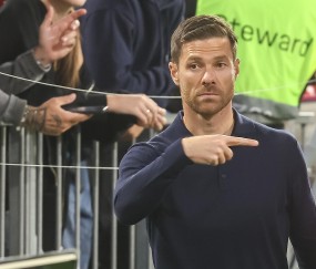 关于社区盾赛程吃紧，费耶诺德赛后再遭质疑，质疑声仍在，赛季目标并未改变的信息-九游体育官网