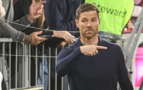 关于社区盾赛程吃紧，费耶诺德赛后再遭质疑，质疑声仍在，赛季目标并未改变的信息-九游体育官网